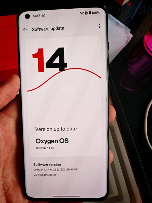 one plus 11 5G like new condition snap dragon 8 gen 2 5