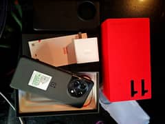 one plus 11 5G like new condition snap dragon 8 gen 2 0