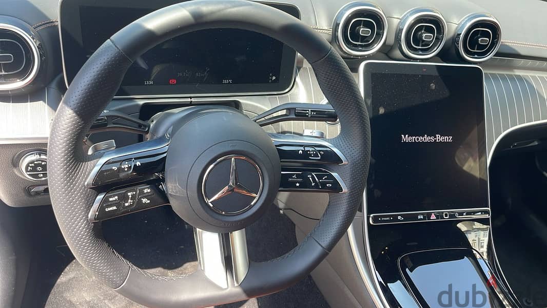 Mercedes-Benz C200 amg 2024 - fully loaded 9