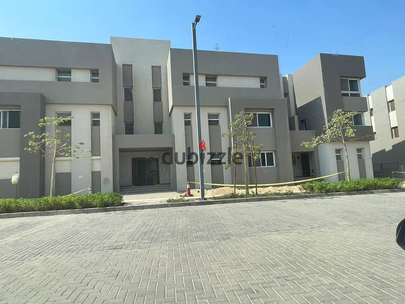 Grab this Deal! Prime Location Twin house in Etapa, Sheikh Zayed 10-year payment plan Ready for immediate move-in 7