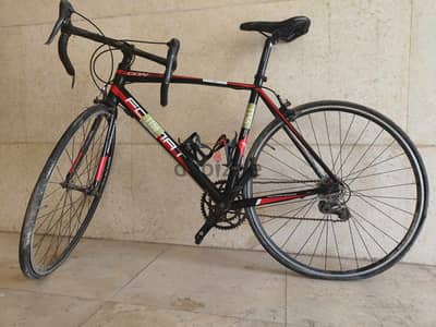 Format con 30 Road Bike