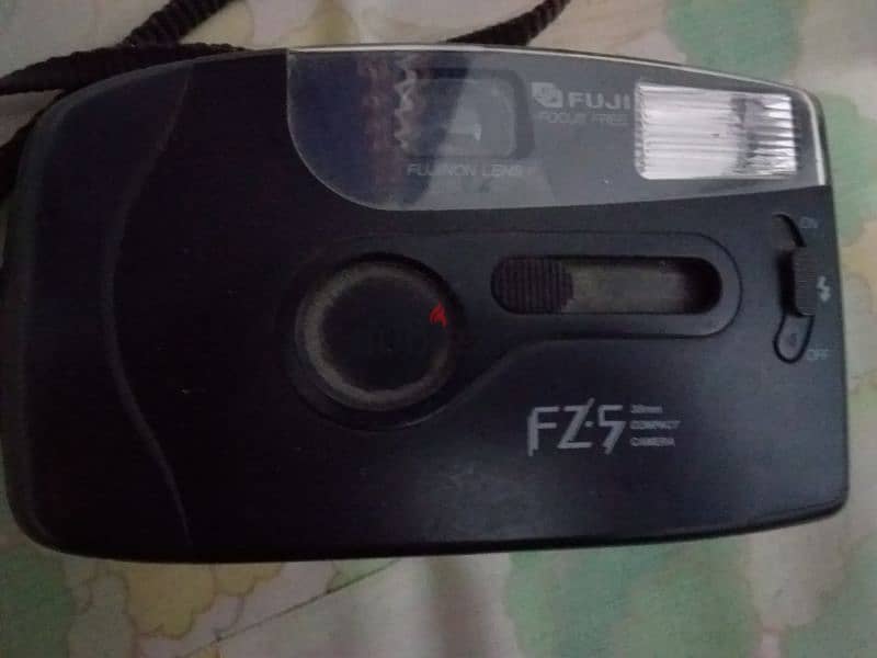 كاميرا fujifilm focus free fz. 5  أصلية  أستعمال خفيف بالاسكندرية 0