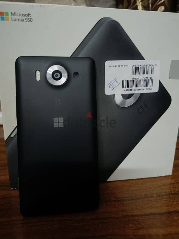 Microsoft Lumia 950 2