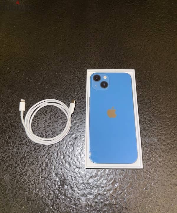 Iphone 13 Blue 256GB -  ايفون ١٣ ازرق ٢٥٦ جيجا حالة ممتازة 2