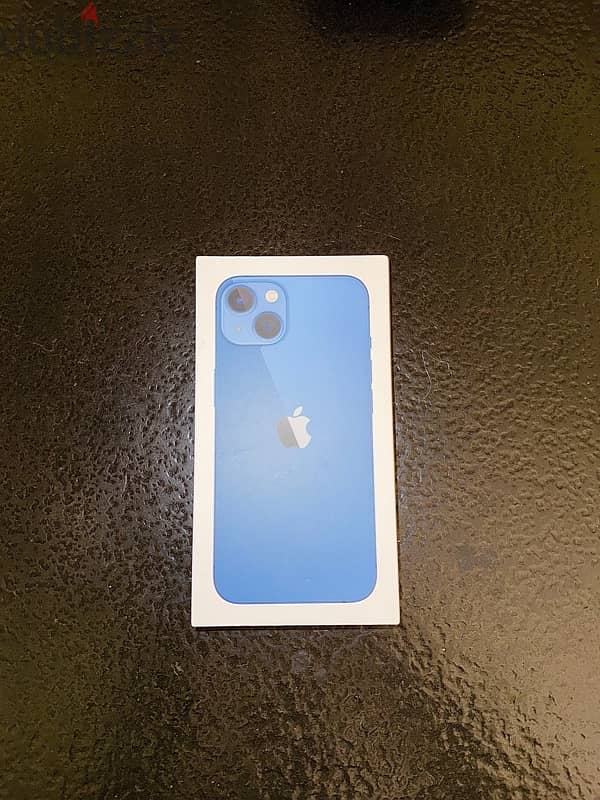 Iphone 13 Blue 256GB -  ايفون ١٣ ازرق ٢٥٦ جيجا حالة ممتازة 3