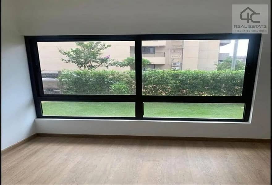 Under price market in Moon Residence apartment 2 bedrooms prime location and view landscape for sale in Fifth Square Compound 8