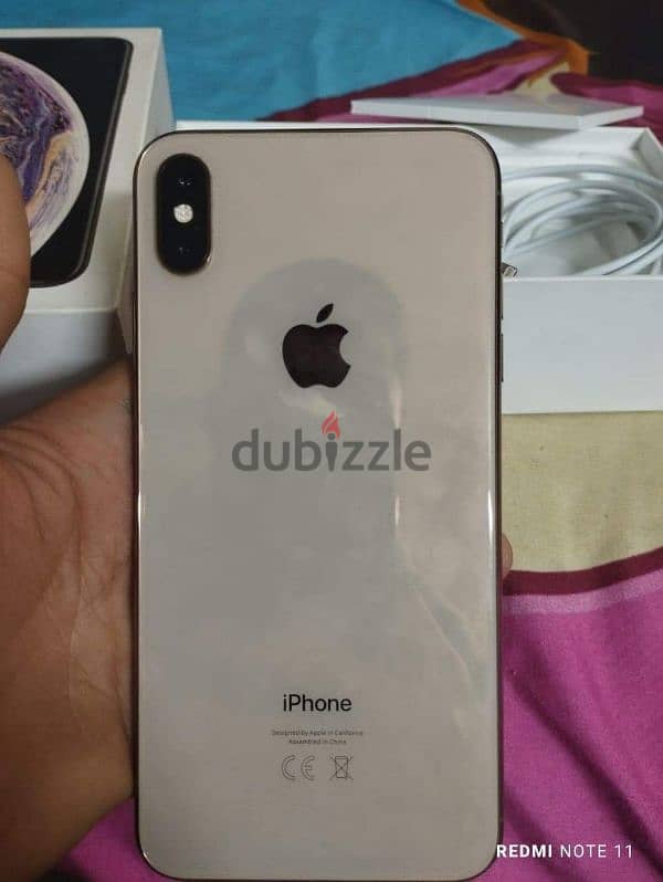 iphone xs max 256g حاله ممتازه بالعلبه الفاتورة 3