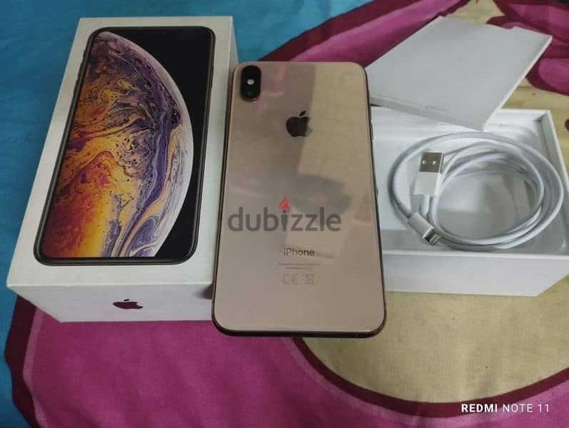 iphone xs max 256g حاله ممتازه بالعلبه الفاتورة 5