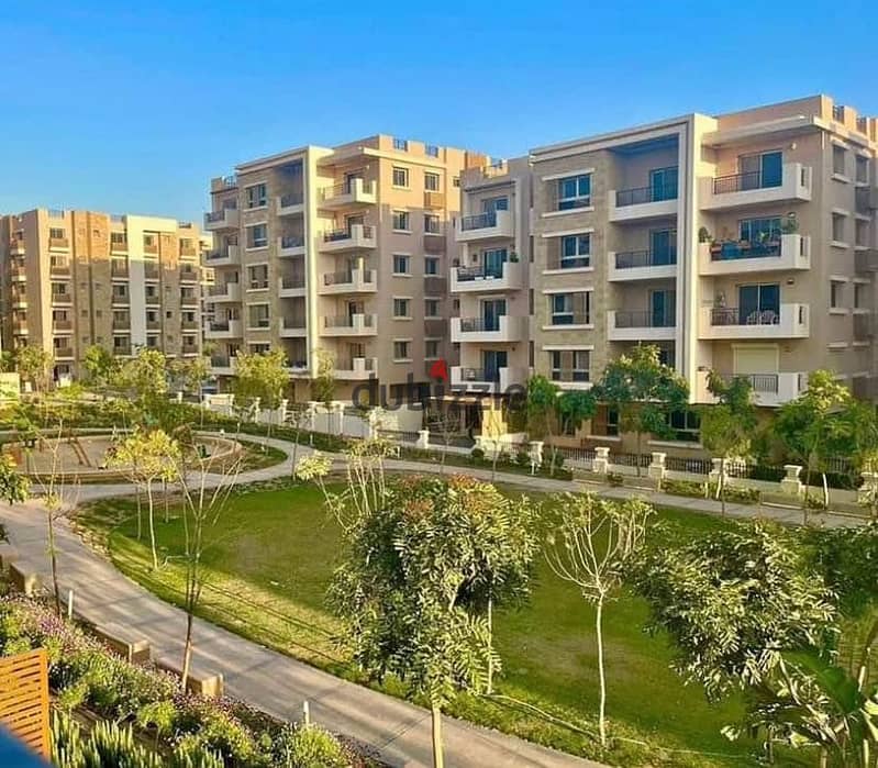 Apartment for sale in New Cairo, in a compound in front of Cairo Airport 2