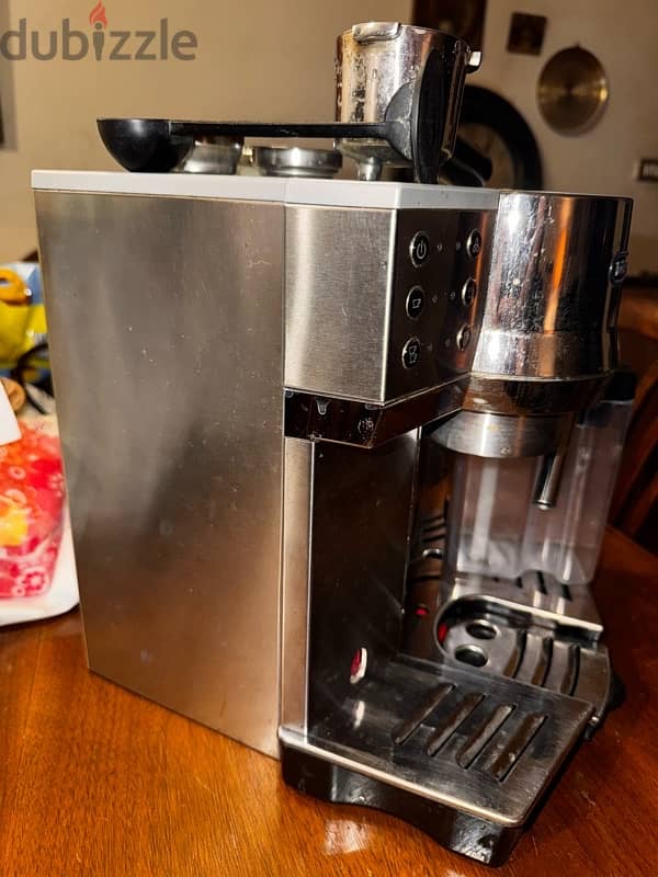 Delonghi KG79 Grinder + Delonghi 850. m Cappuccino & Espresso Machine 5