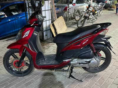 SYM SR 150cc 2019 لون احمر فابريقه بالكامل