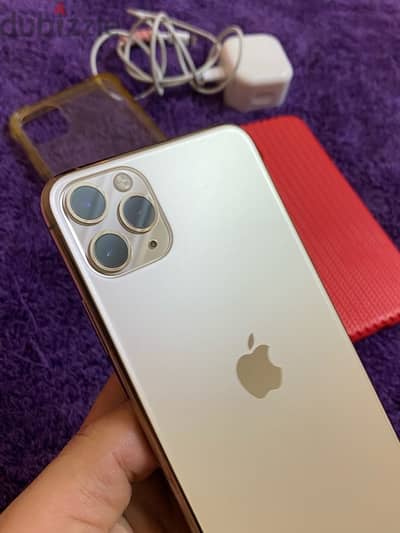 iPhone 11 Pro  حالته زي الجديد  بيع اوبدل