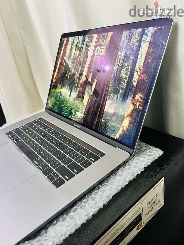 apple macbook pro i9 ماك بوك برو 1