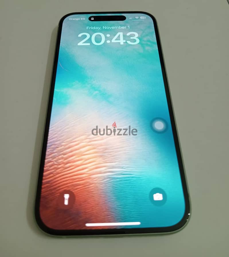 ايفون ١٥ بالعلبة و الفاتورة. ١٢٨ جيجا بايت iphone 15 128 GB 1