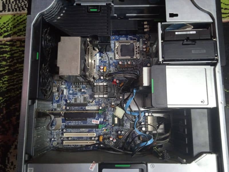 HP Z600 Workstation 2