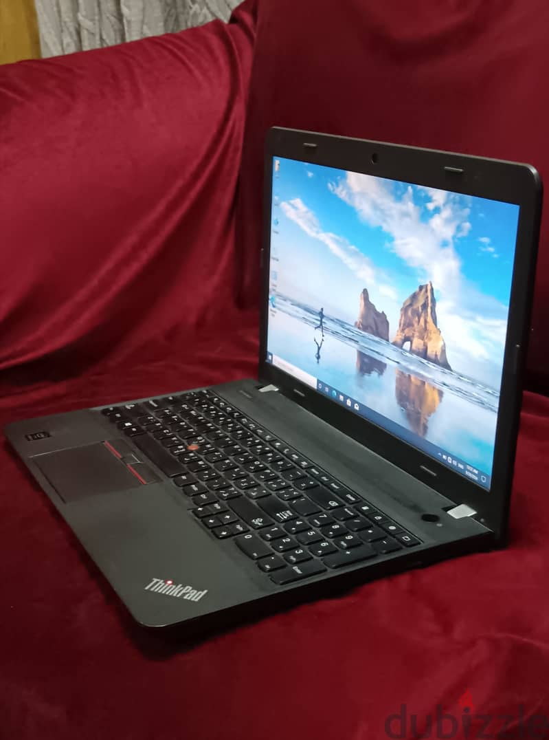 كارتين شاشهlenovo Core i5 5200U Ram8+AMD 4