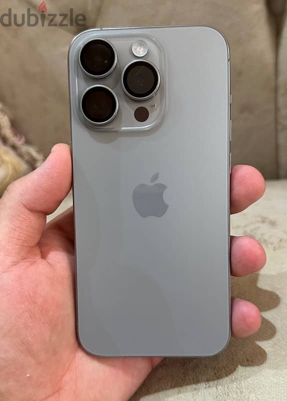 iPhone 15 Pro 256GB شريحتين جديد تماما 4