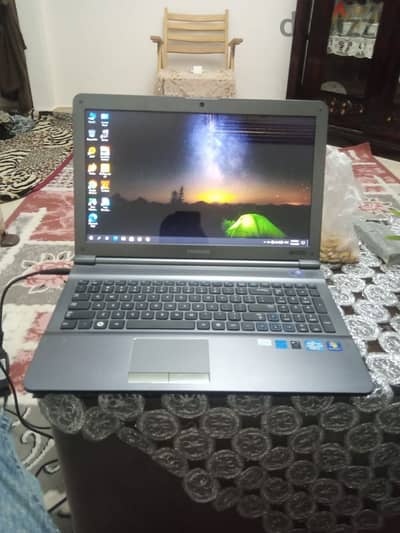 لابتوب samsung كسر زيرو للبيع بروسيسور Core i5 جيل تاني