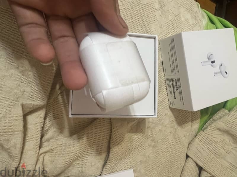 air pods pro 2nd generation used like new original 2