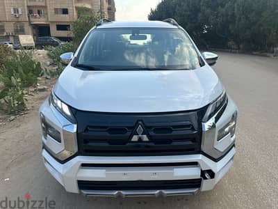 Mitsubishi Xpander cross 2024