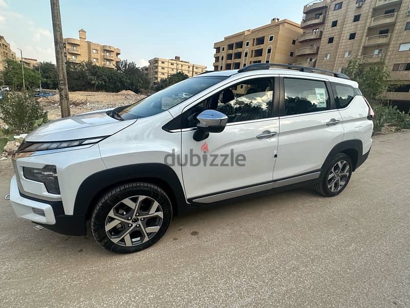 Mitsubishi Xpander cross 2024 3