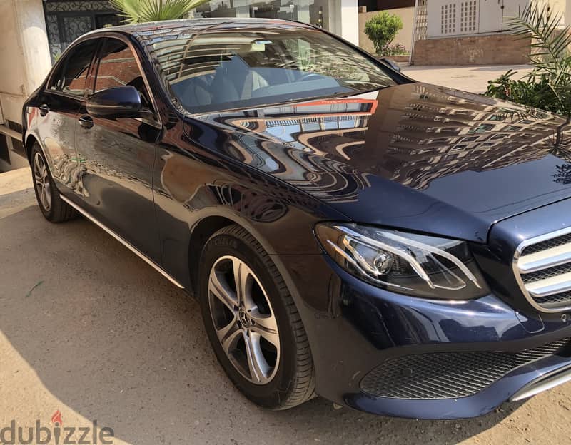 Mercedes-Benz E180 2017 Avantgarde Very good condition مرسيدس ٢٠١٧ 1