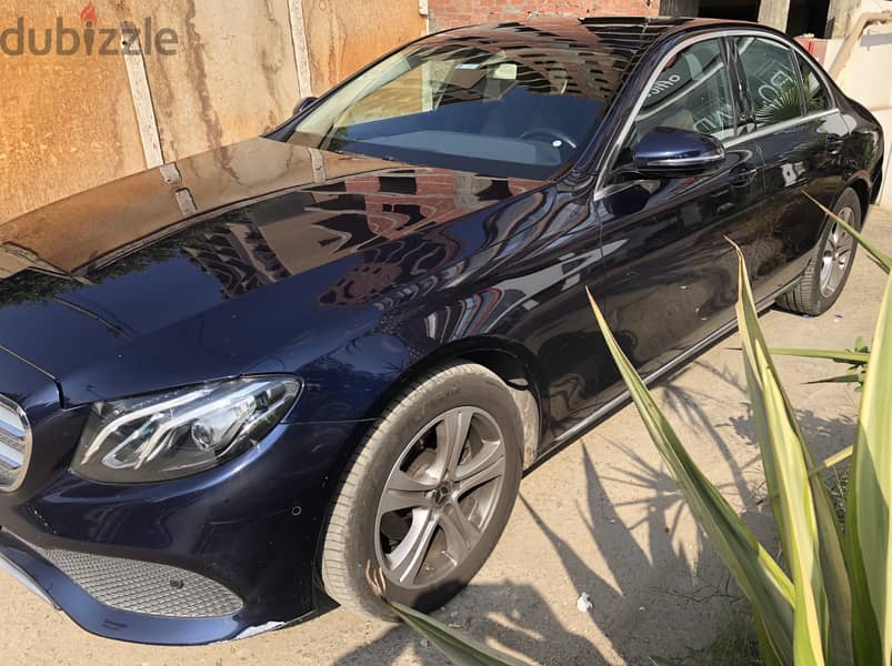 Mercedes-Benz E180 2017 Avantgarde Very good condition مرسيدس ٢٠١٧ 7