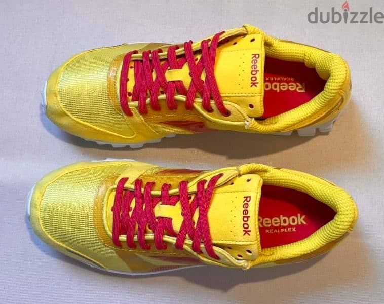 كوتشي Reebok اورجينال مقاس 38.5 جديد وارد من الخارج 3