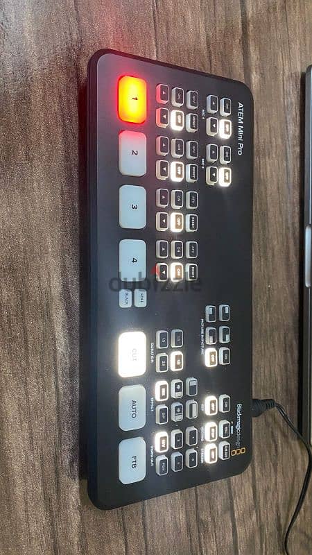 Blackmagic Design ATEM Mini Pro HDMI Live Stream Switcher 2