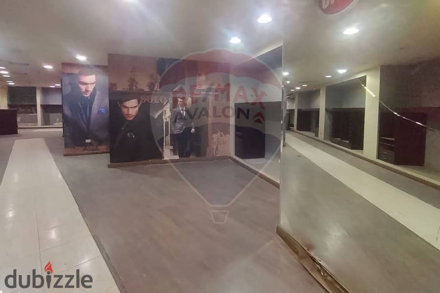 Shop + mezzan for rent 460 m Moustafa Kamel (Abu Qir st. ) 0