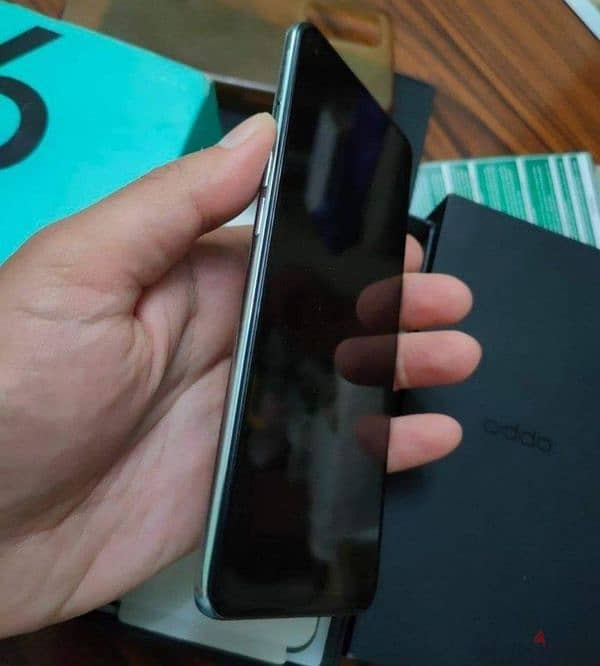 oppo reno 6  كسررر زيروو 1