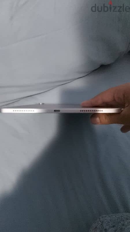 ipad air 5 64 GB لون مميز جدا 2