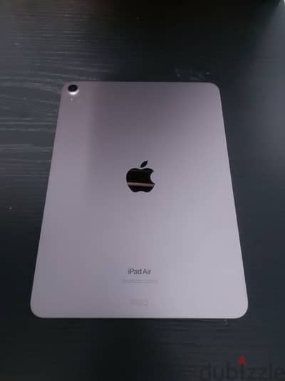 ipad air 5 64 GB لون مميز جدا