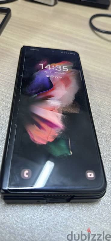 Samsung Galaxy Fold 3 2