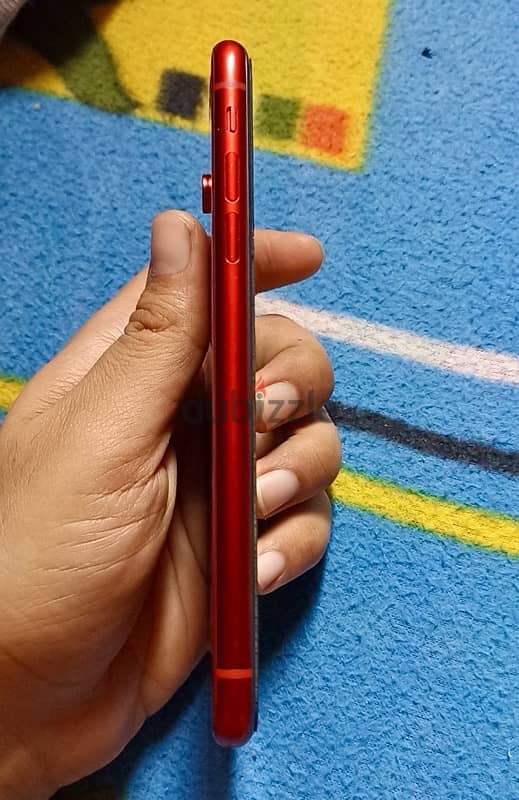 iphone XR (red) 2