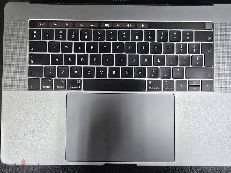 MacBook Pro 2019 Core I7 5