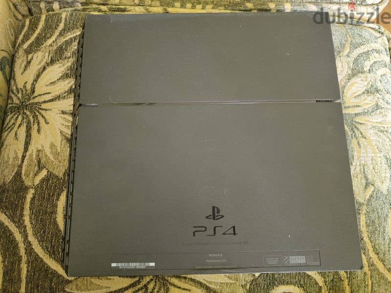 playstation 4 - bought from the United Arab Emirates 1