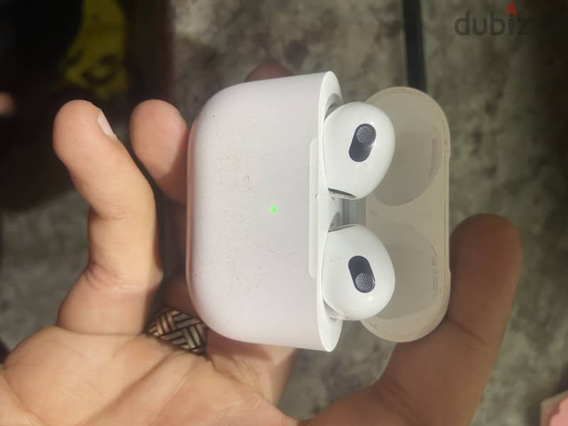 AirPods 3 2