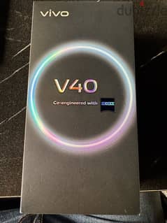 Vivo V40 5G 0