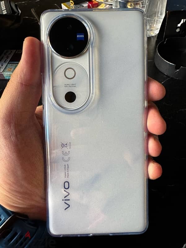 Vivo V40 5G 2