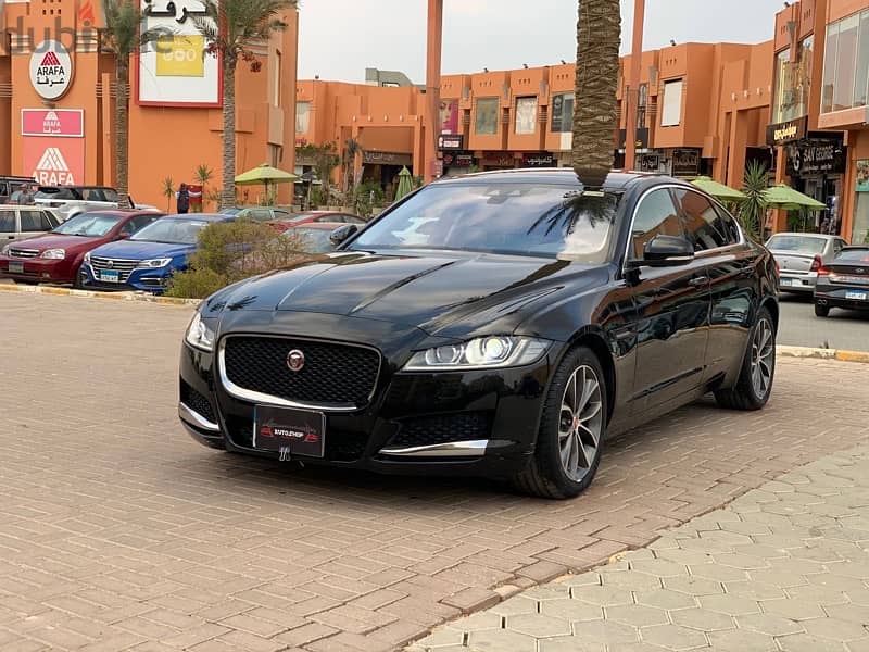 جاكوار إكس إف 2020/Jaguar Xf 4