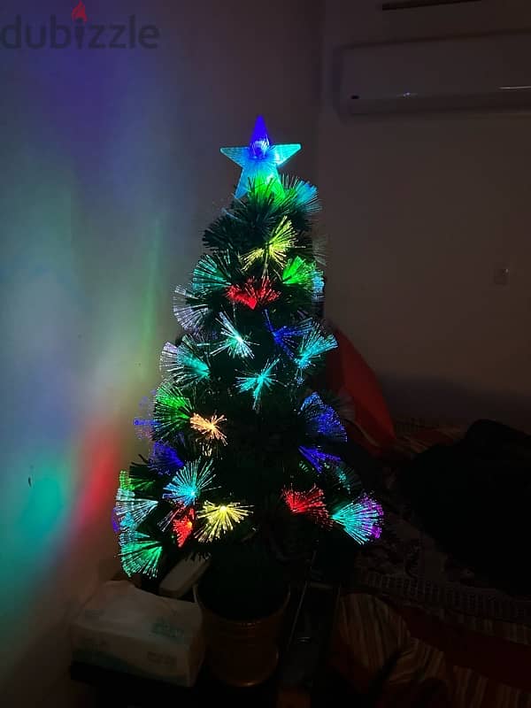 شجرة كريسماس  مضيئة جديدة تماما- Christmas tree 1