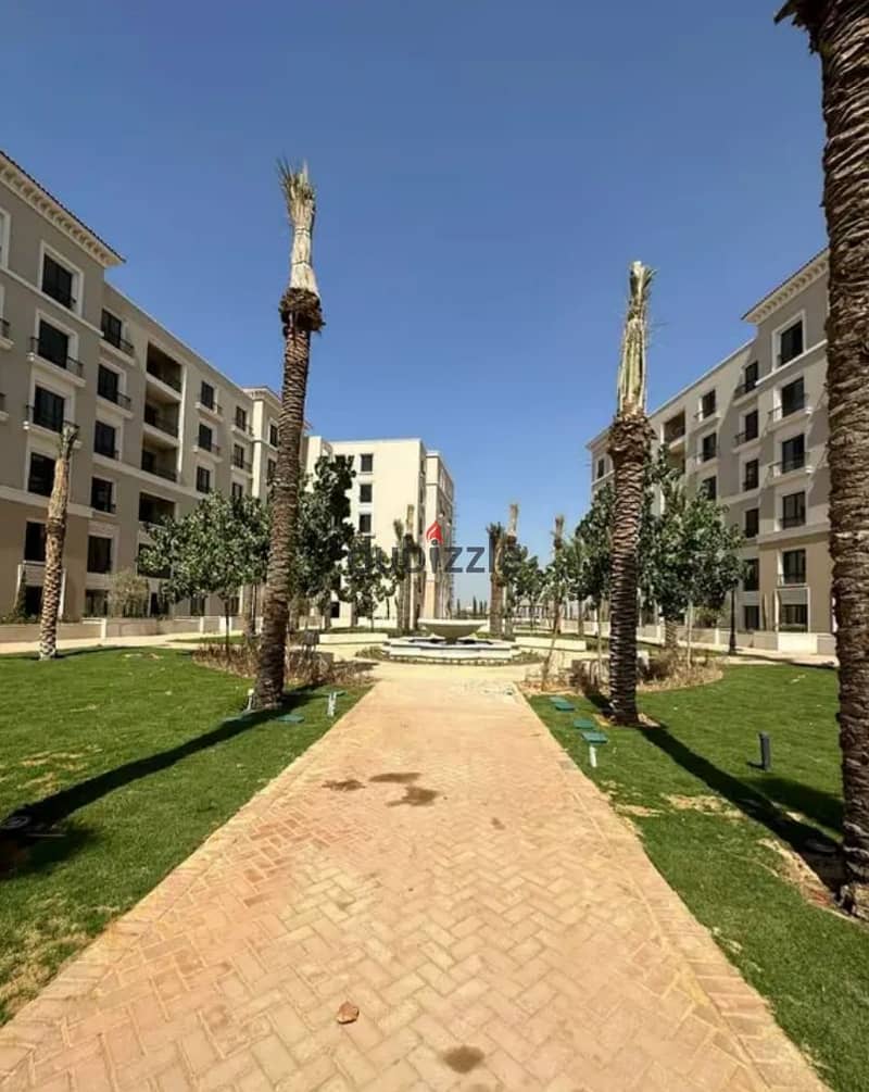 At an unbeatable price, a fully finished townhouse with air conditioning available for immediate delivery in the heart of Sheikh Zayed, Village West 2