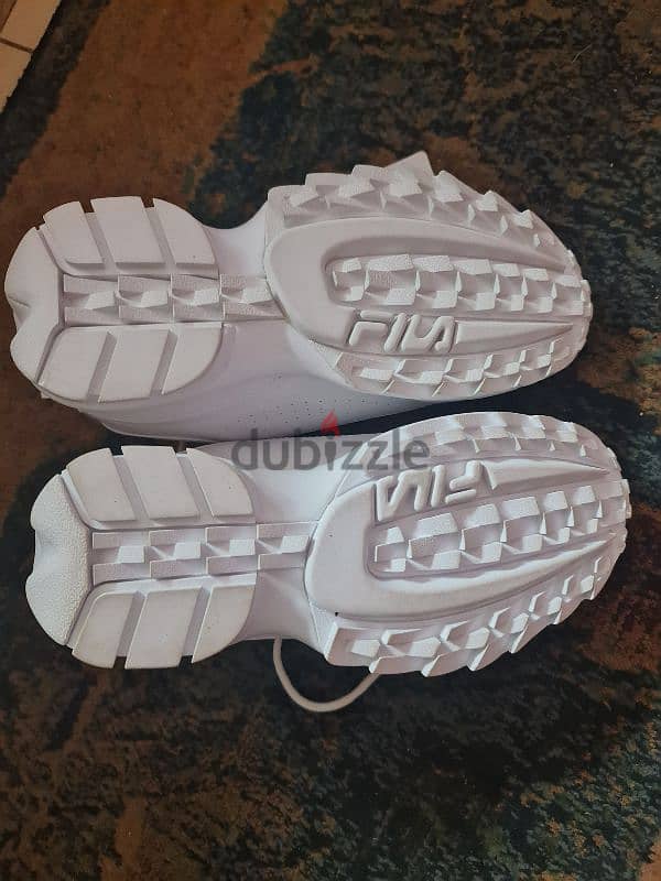 حذاء  fila disruptor 2 جديد لم يستخدم 1