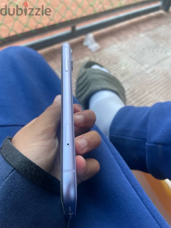 IPhone 11 3