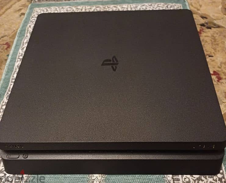 PS4 slim 0