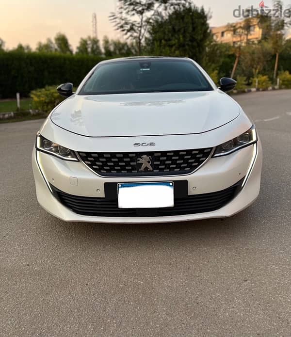 Peugeot 508 2020 getline red interior 1