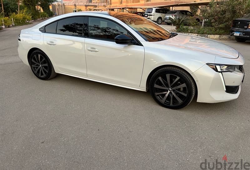 Peugeot 508 2020 getline red interior 4