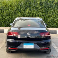 Volkswagen Passat 2022 trend line like new 5 K only 0