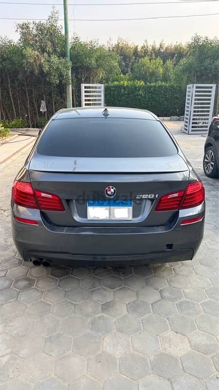 BMW 520 2017 1